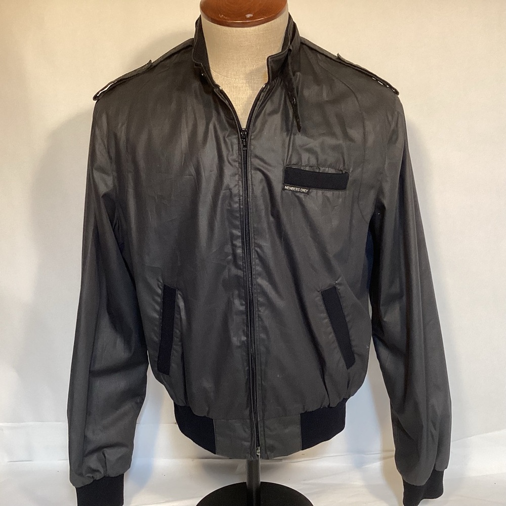 Vintage 90s Members Only Racer Jacket Black mens size 44